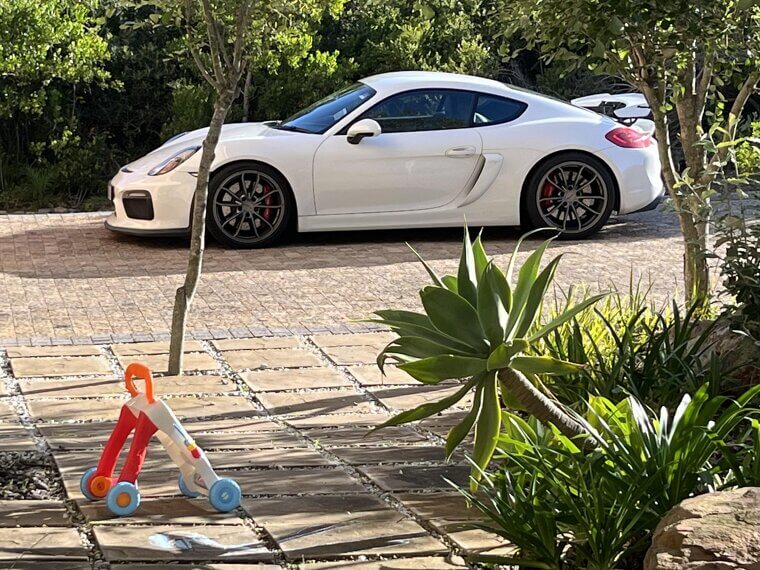 Porsche Cayman GT4 (981)