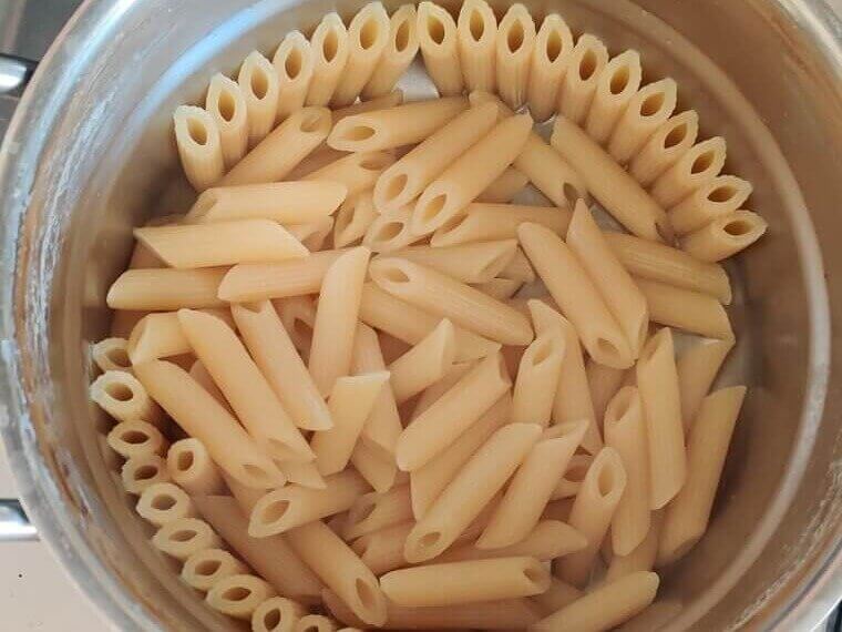 Cooked Pasta: 3 to 5 Days