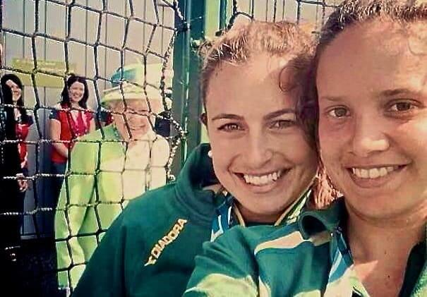Yes, The Queen Of England Can Photobomb Just Like Everyone Else
