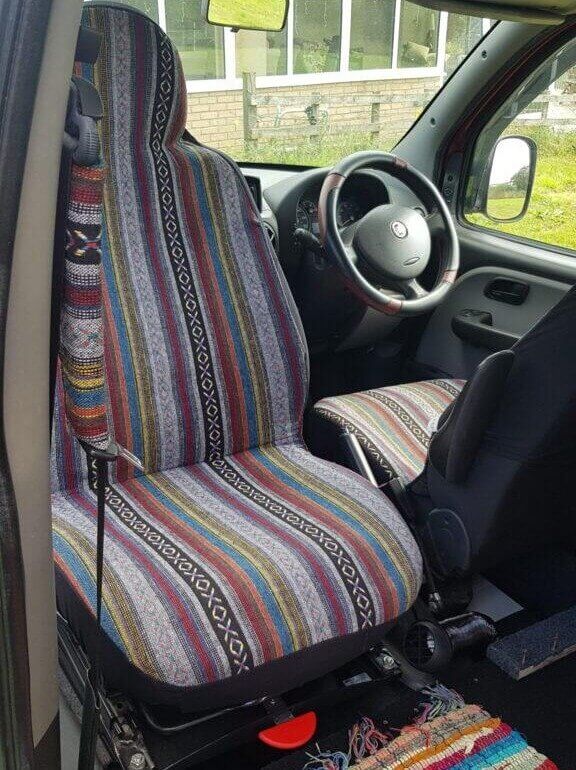 Swiveling Front Seats