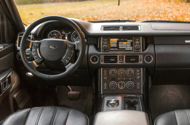 Auto Features From the Past That Drivers Secretly Want Back