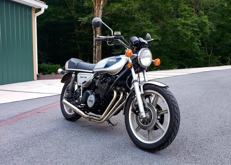 ​Yamaha XS750 Triple