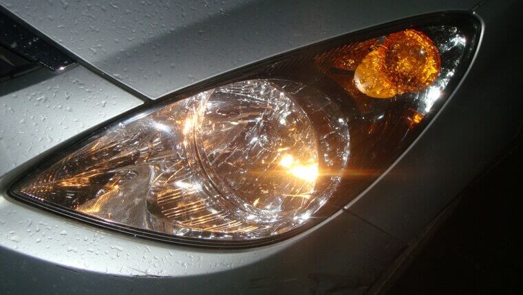 The Headlight Clarity Check: Why Foggy Lenses Are a Sign of Neglect