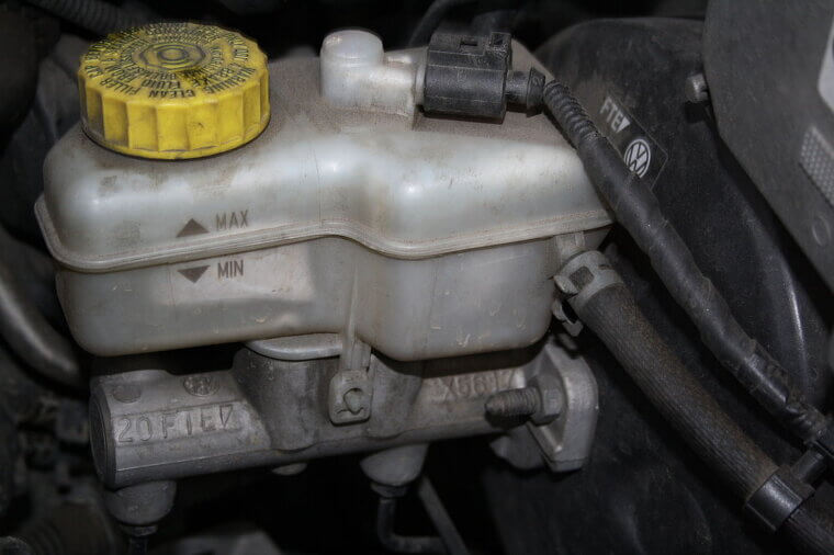 The Brake Fluid Moisture Check: Why Clear Fluid Is a Sign of Mastery
