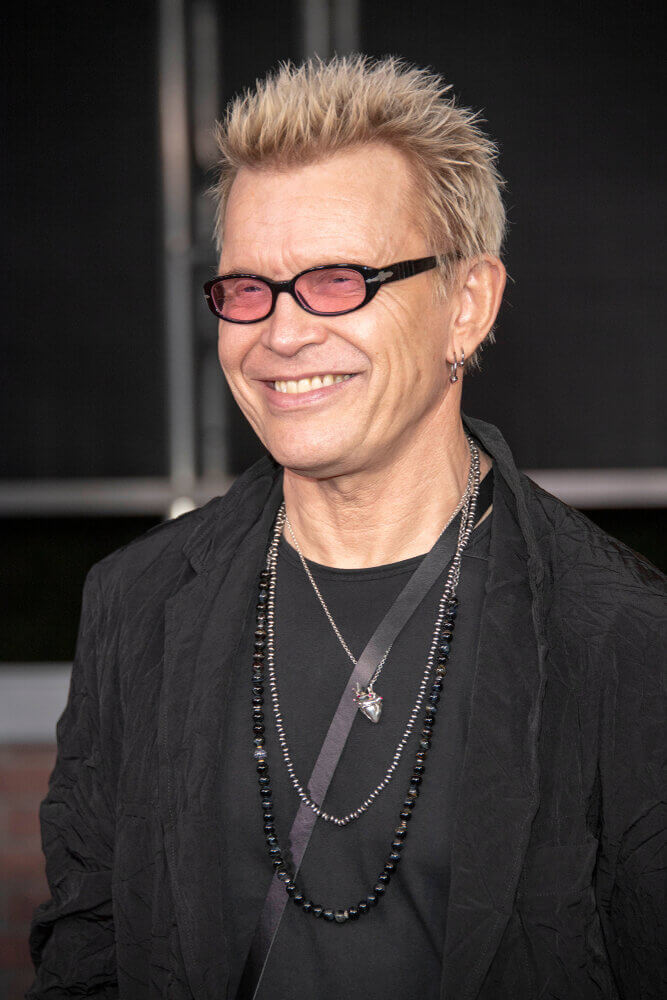Agnes Scuffs Inspired Billy Idol's "Sweet Sixteen"