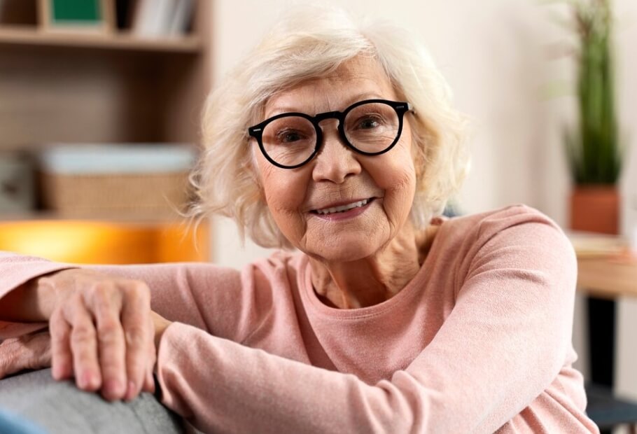 Simple Ways Older Adults Can Prepare for the End of Daylight Saving Time