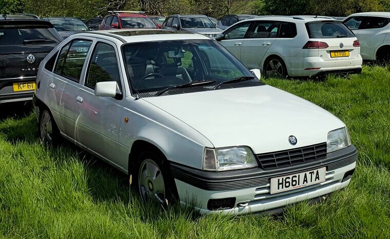 1990 Vauxhall Astra