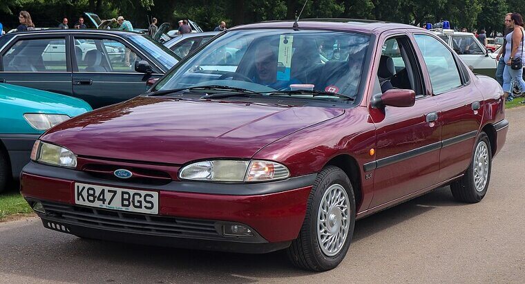 1993 Ford Mondeo