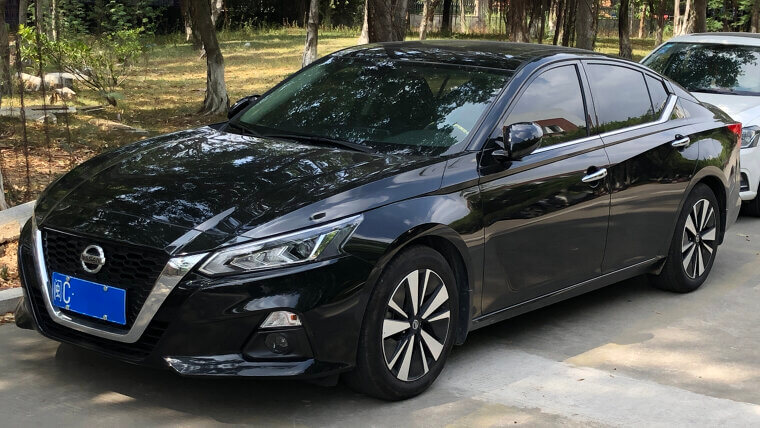 Nissan Altima (older Gens)