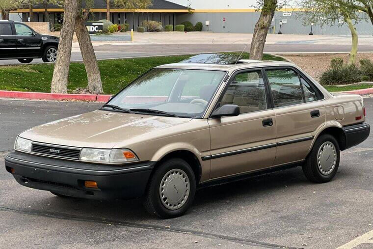 Toyota Corolla (1988–2008)