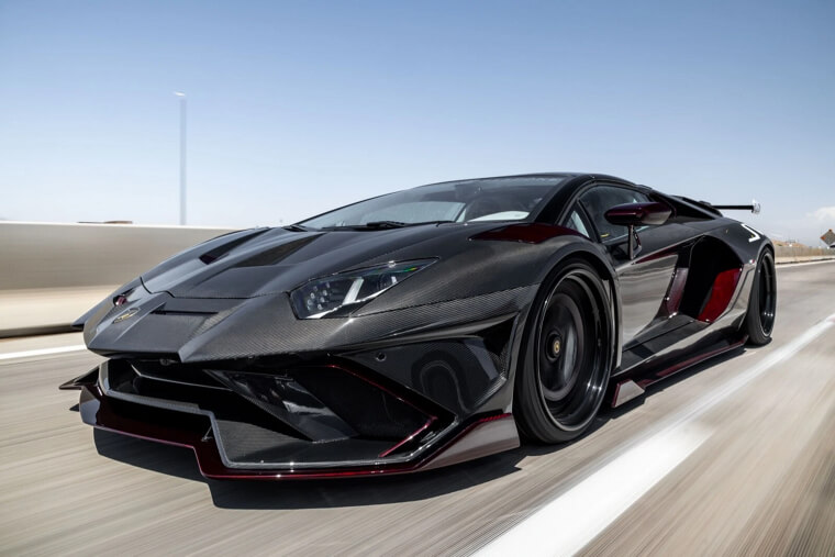 2019 Lamborghini Aventador (1 of 1 Carbon SVR Widebody) - $699,800.00