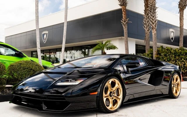 2022 Lamborghini Countach - $2,999,951.00