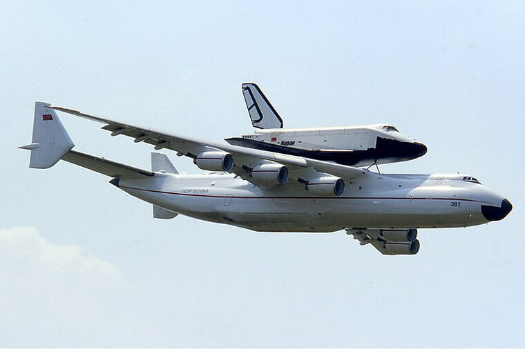 Antonov AN-225 Mriya