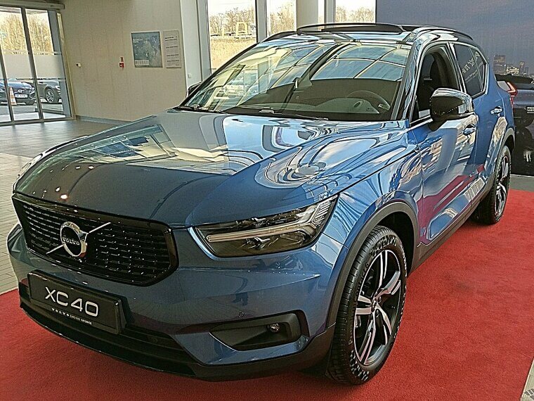 Volvo XC40 (early Years)