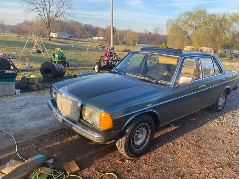 Mercedes Benz W123