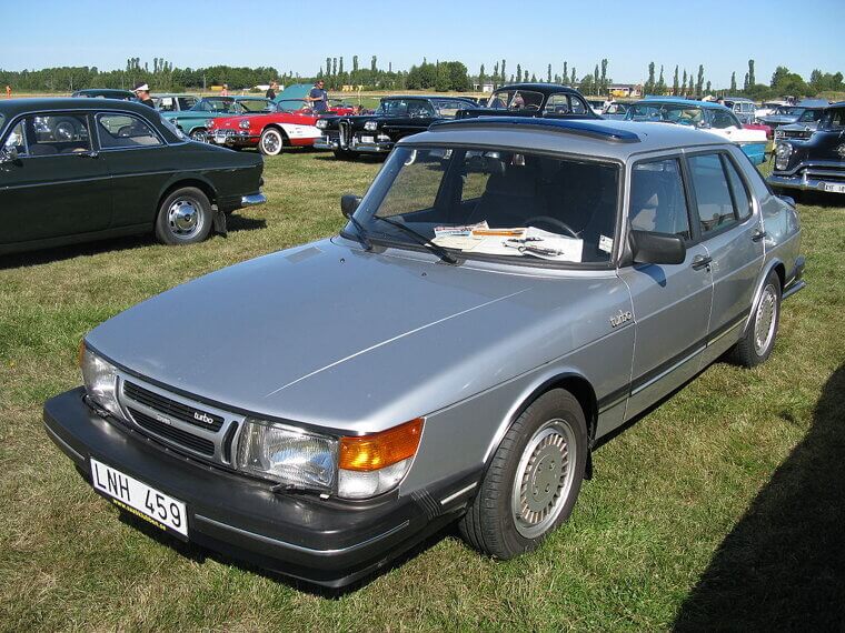 Saab 900 Turbo (1978–1993)