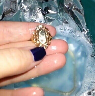 Clean And Polish Jewelry