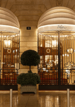 Cuando un anillo de 800.500 dólares desapareció de un hotel de París