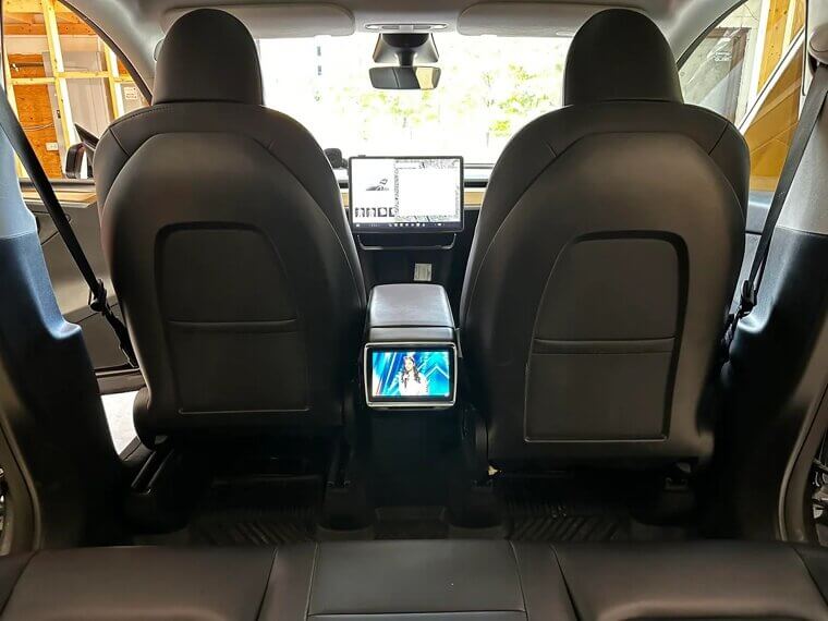 Rear Screen Entertainment