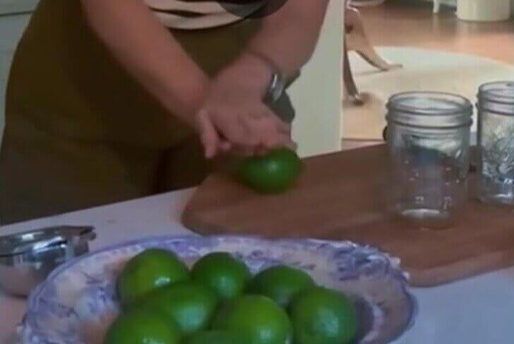 Rolling Firm Citrus Fruits Across the Counter to Rupture Cells and Maximize Juice Yield