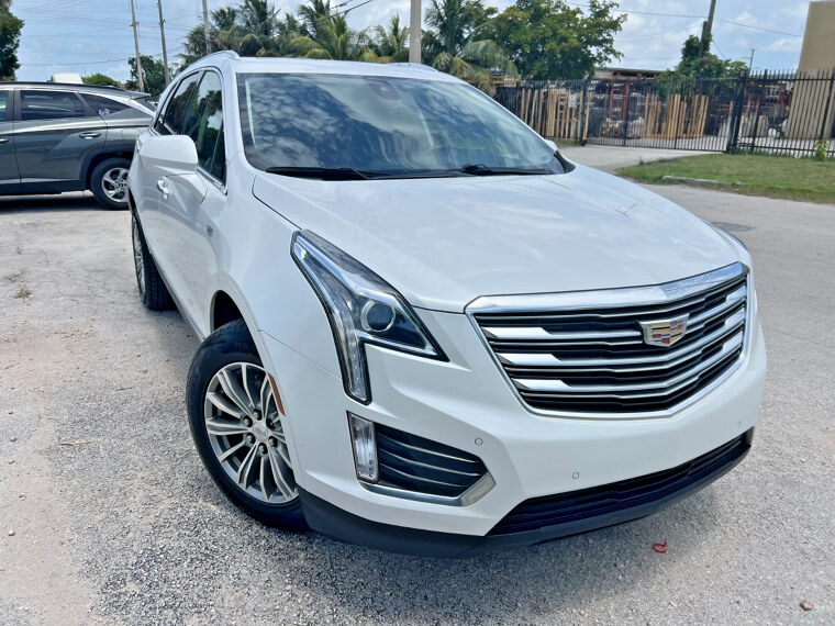 2019 Cadillac XT5 Premium Luxury 4x4 SUV – $50,595