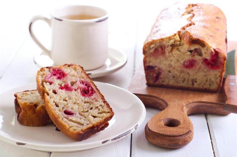 Frosted Cakes: Cold Air Dries Out the Sponge and Causes the Delicate Sugars to Crystallize and Harden
