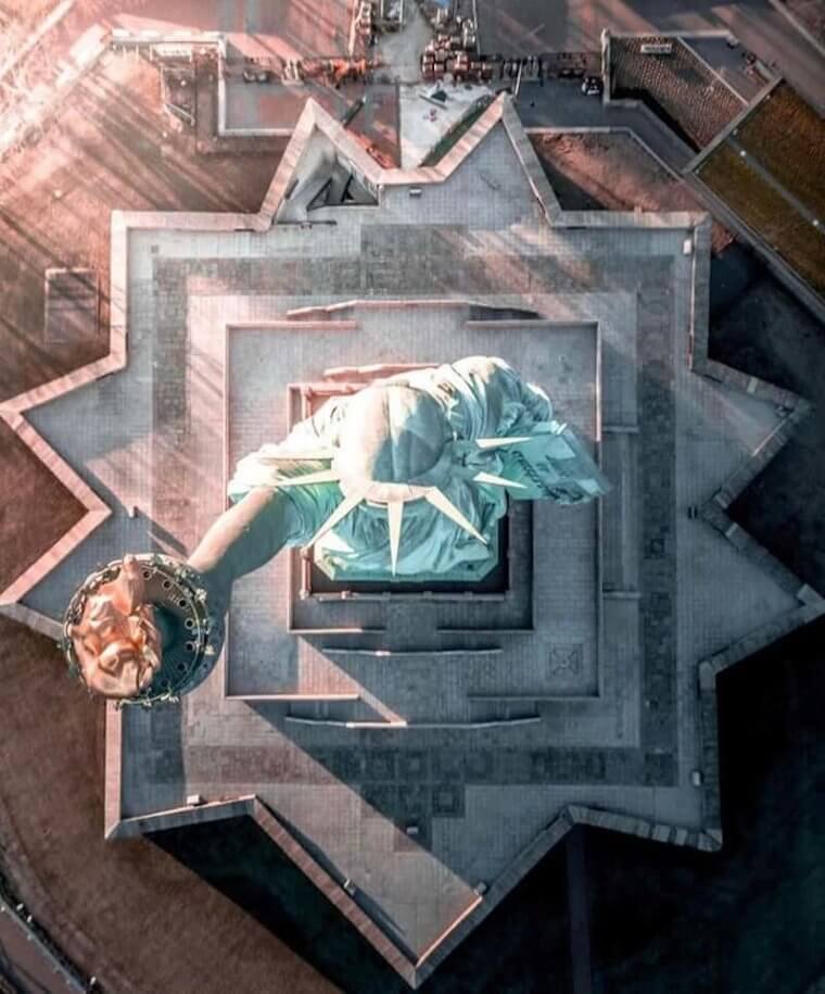 La Estatua de la Libertad Se Ve Increíble Desde Arriba También