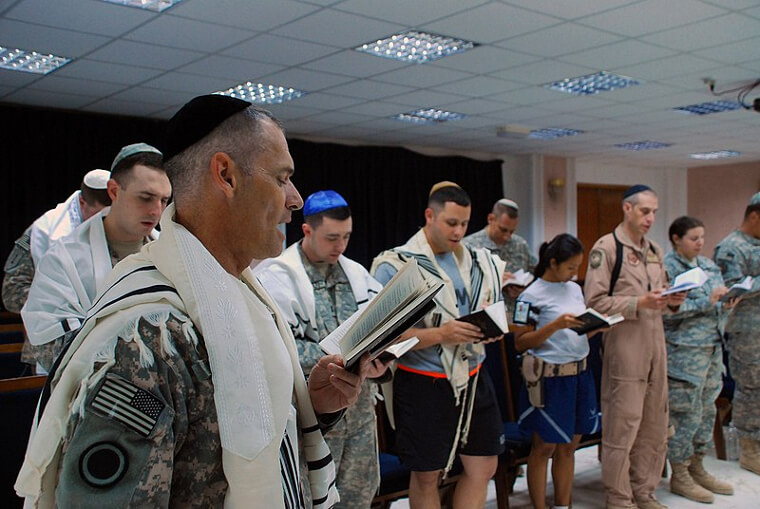 Chaplains Make Around $118,154 A Year