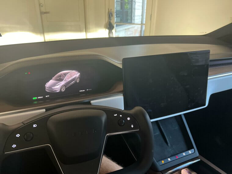 Button Reset: The Classic Two-Thumb Salute