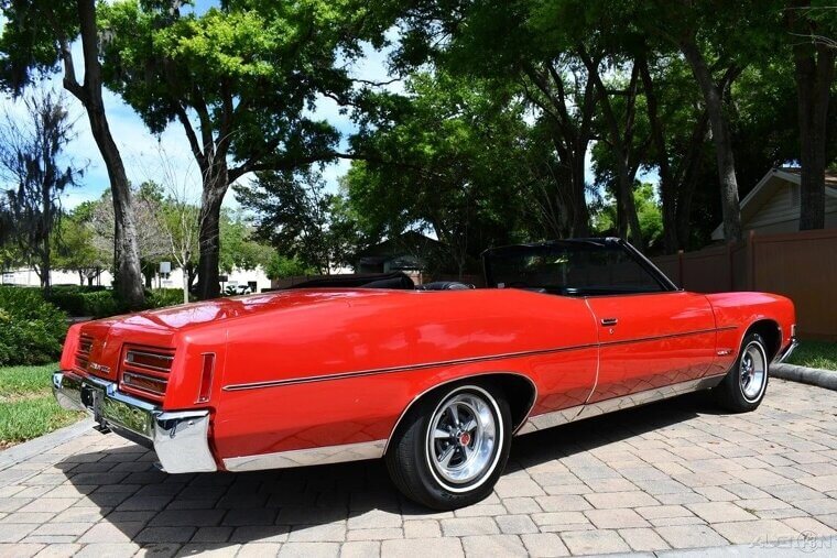 1971 Pontiac Grand Ville - $20,000