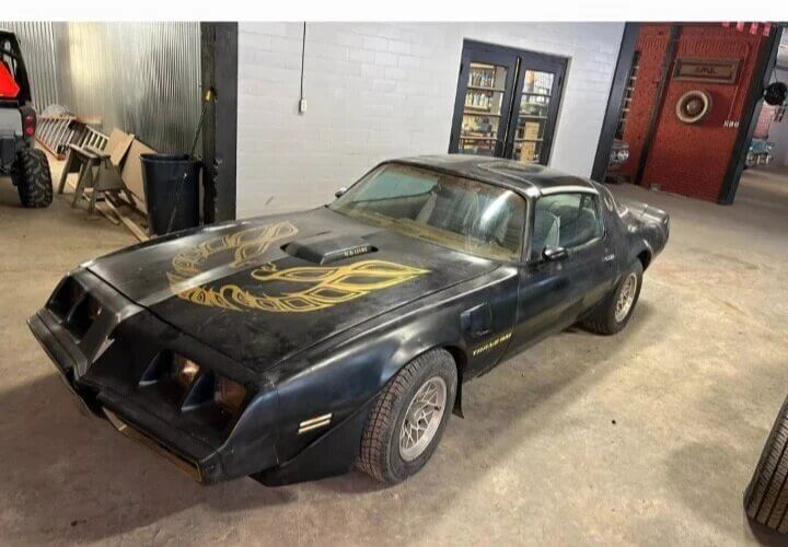 1979 Pontiac Firebird - $2,550