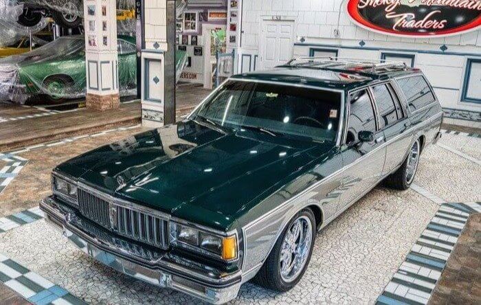 1984 Pontiac Parisienne - $10,000