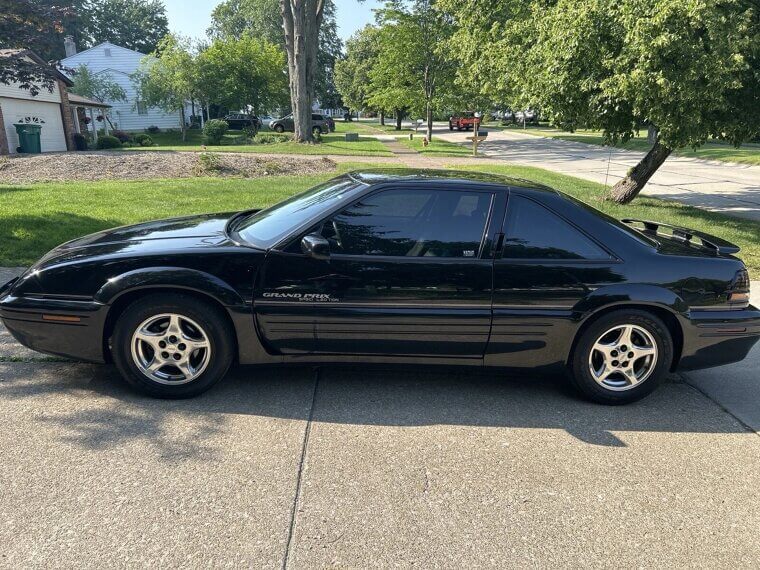 1996 Pontiac Grand Prix SE - $12,000