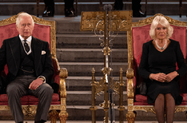 El Futuro Incierto Bajo El Reinado Del Rey Carlos