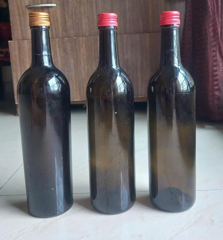 Wine-Themed Decorations