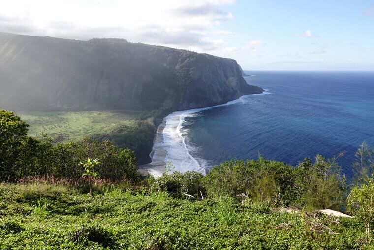 Hawaii: Extreme Cost of Living and Limited Job Diversity
