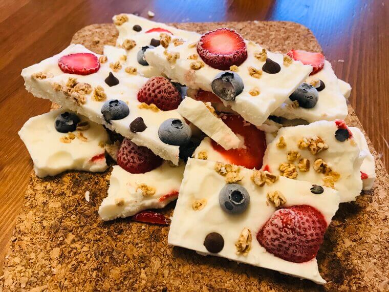 Homemade Frozen Yogurt Bark