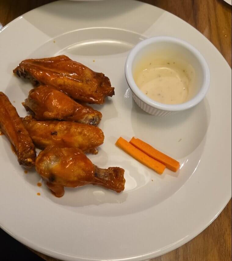 The Food Is Not Actually Fresh