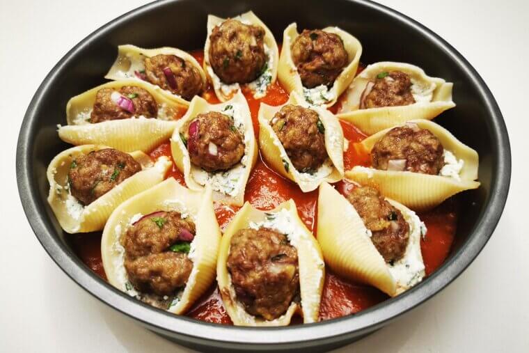 Stuffed Shells With Meat