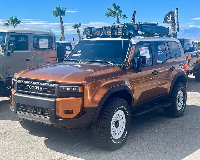 Toyota Land Cruiser (2024 Heritage Spec)