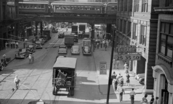 These Lesser Known Photos From History Hold Stories We Didn't Know About