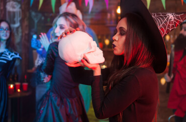 People Who Didn't Let Their Disabilities Get in the Way of Their Halloween Costumes