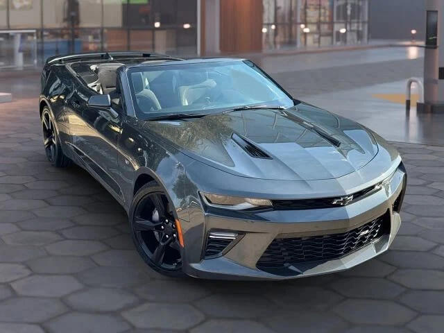 2018 Chevrolet Camaro SS Convertible - $27,999.00