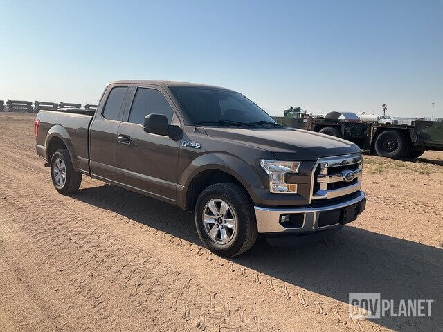 2015 Ford F-150 XLT Pickup - $2,000