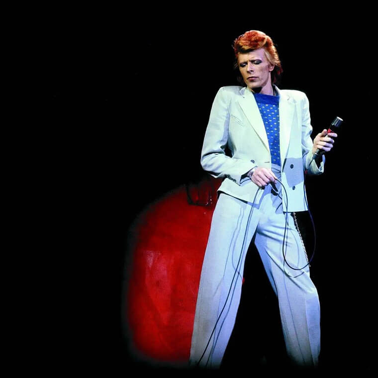 David Bowie’s "Fame" Exposes the Quiet Isolation Behind Global Success