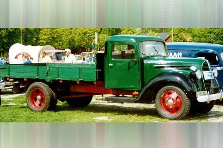 Es gab auch Lastwagen