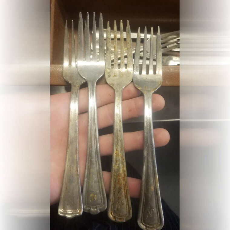 Polish Tarnished Silverware Naturally