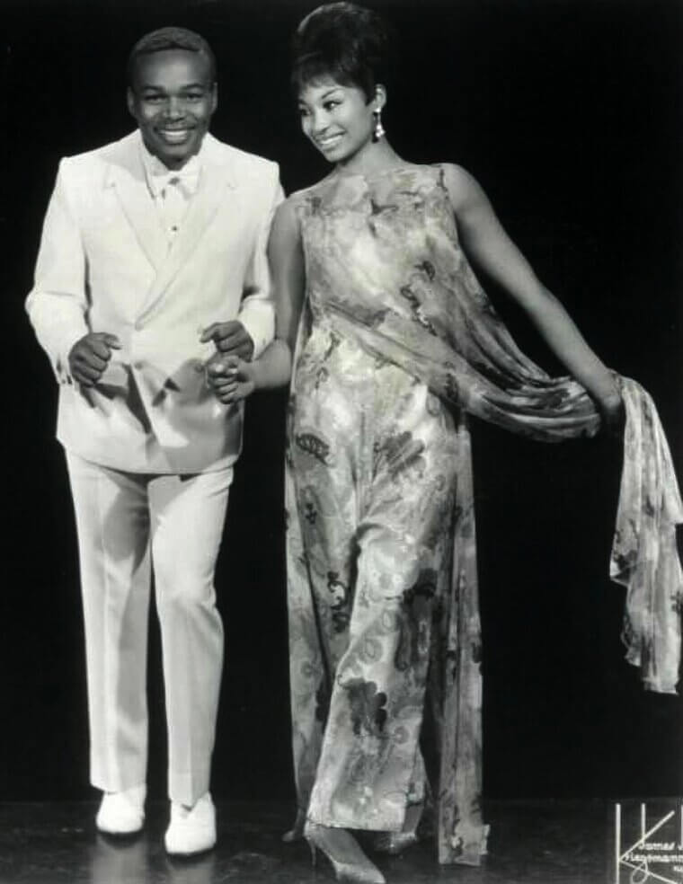 Peaches and Herb: The Delightful R&B Sweetness of "Reunited"
