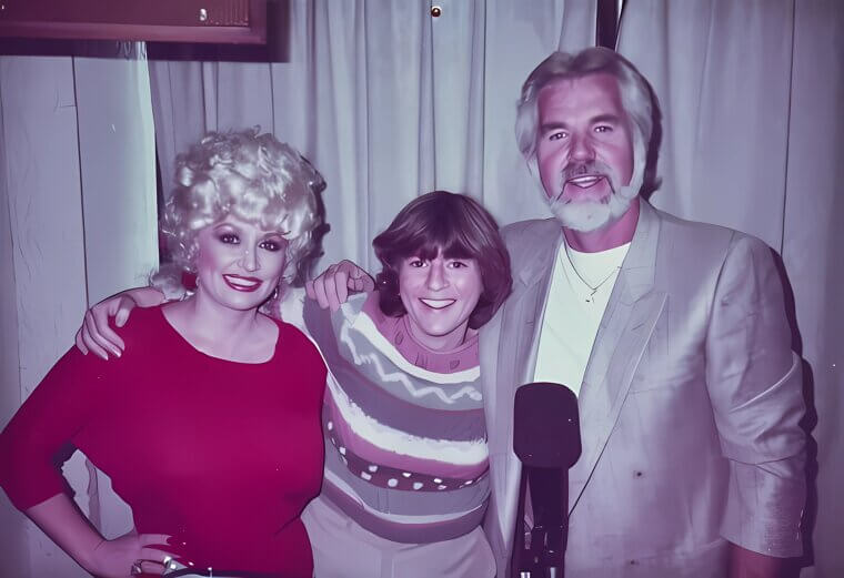 Kenny Rogers and Dolly Parton: The Country Crossover Magic of "Islands in the Stream"