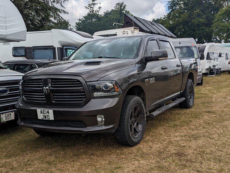 Dodge Ram 1500 (2000s Models)